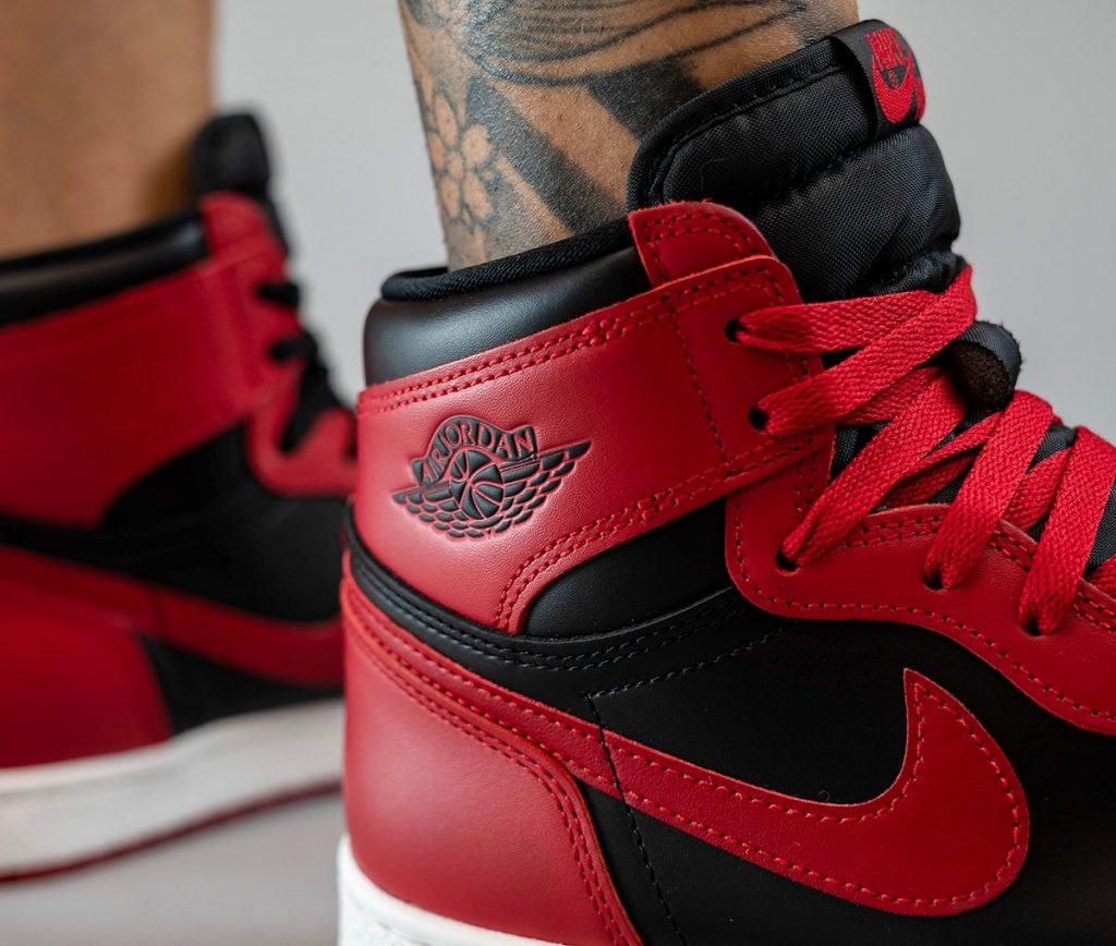 On Foot Look At The Air Jordan 1 Retro High 85 Reverse Bred The Sneaker Buzz