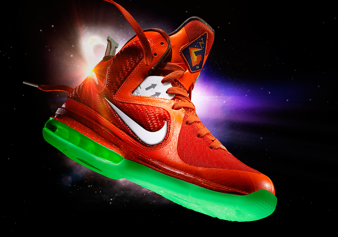 Nike LeBron 9 “Big Bang” Returning In 2022