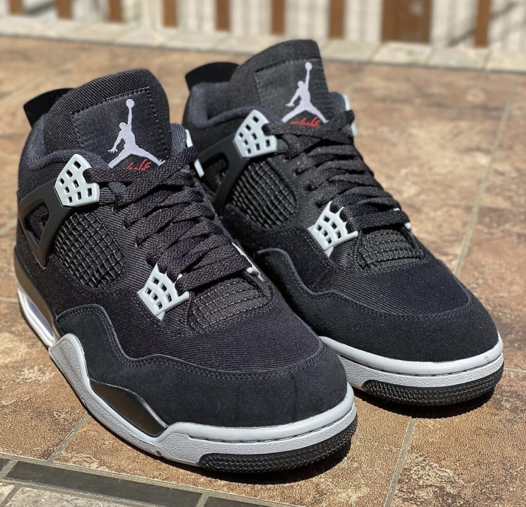 marzo El respeto Preceder Full Look At The Air Jordan 4 Retro "Black Canvas" | Sneaker Buzz